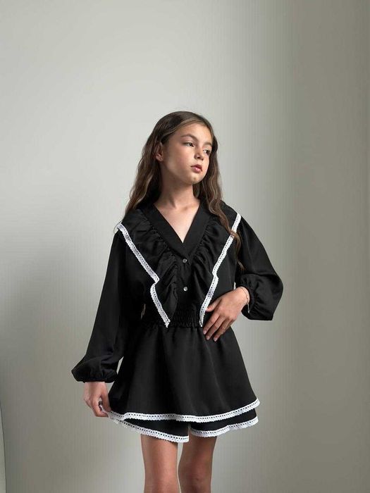 Спідниця - шорти блузка з мережевом для дівчинки підлітка в школу