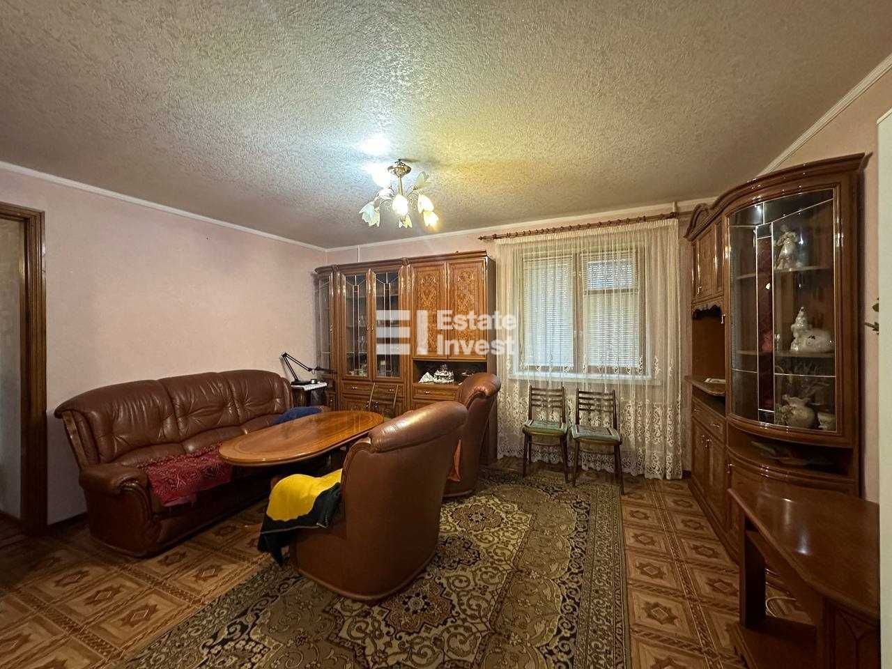 Продам 3 кімн. квартиру на вул. 23 Серпня, 81