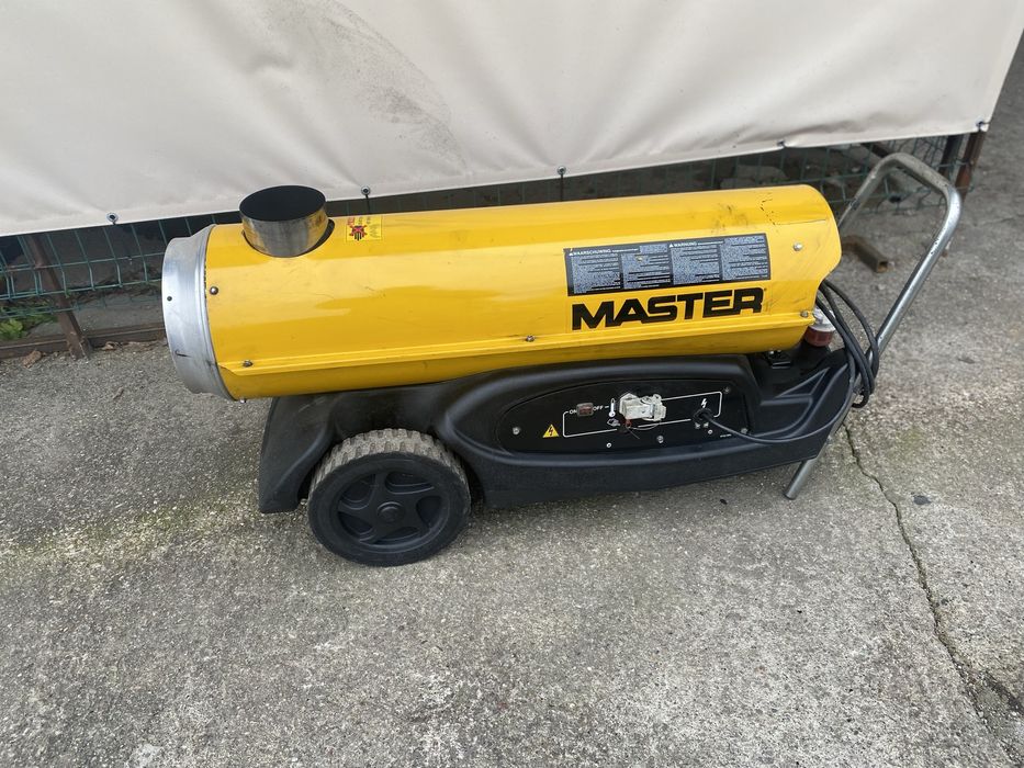 Nagrzewnica olejowa z odprowadzeniem spalin Master BV 77 E