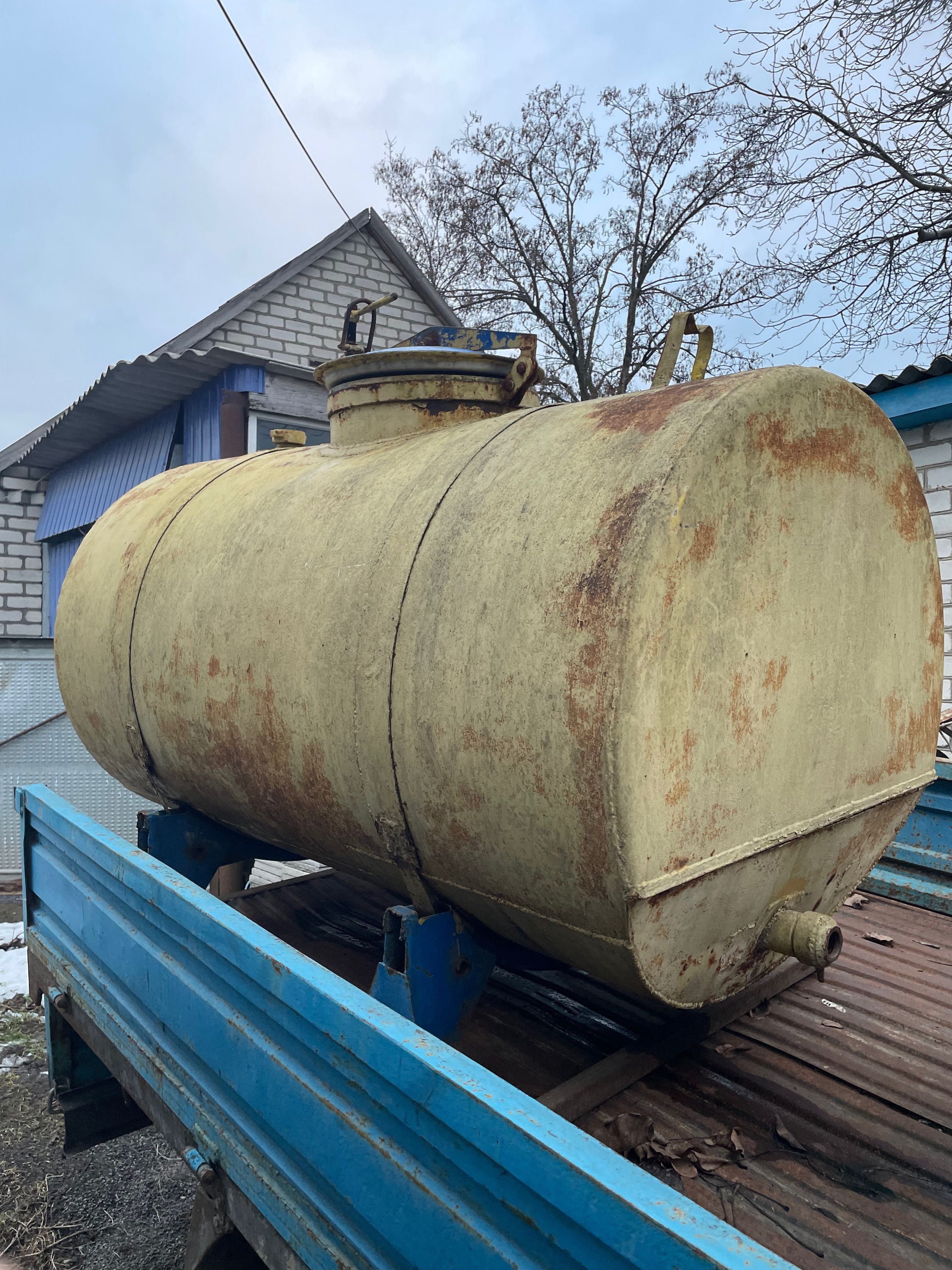 Бочка для квасу, бочка 900л