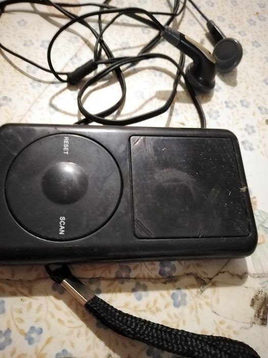 Vendo rádio musicas para ouvir bom estado