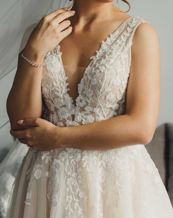 Przepiękna suknia ślubna