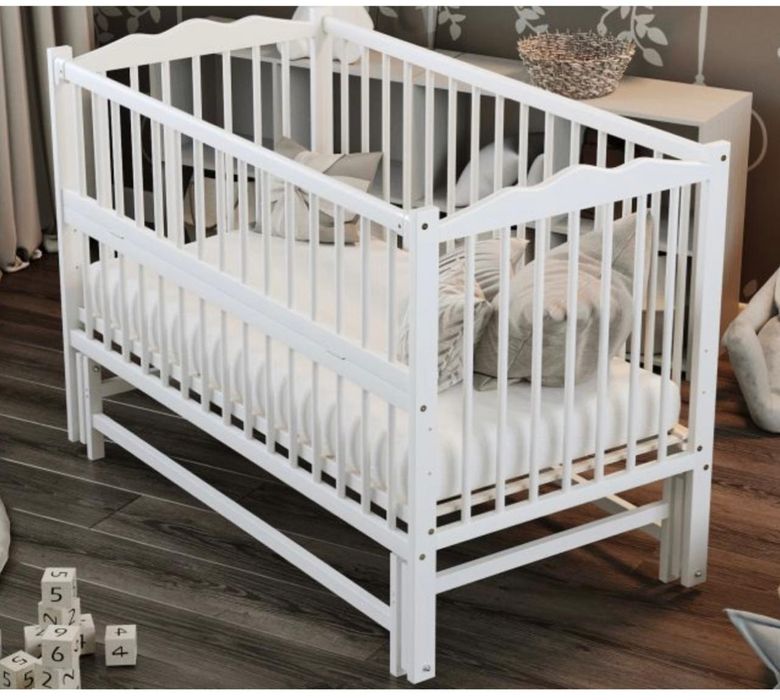 Колиска ,гойдалка дитяча