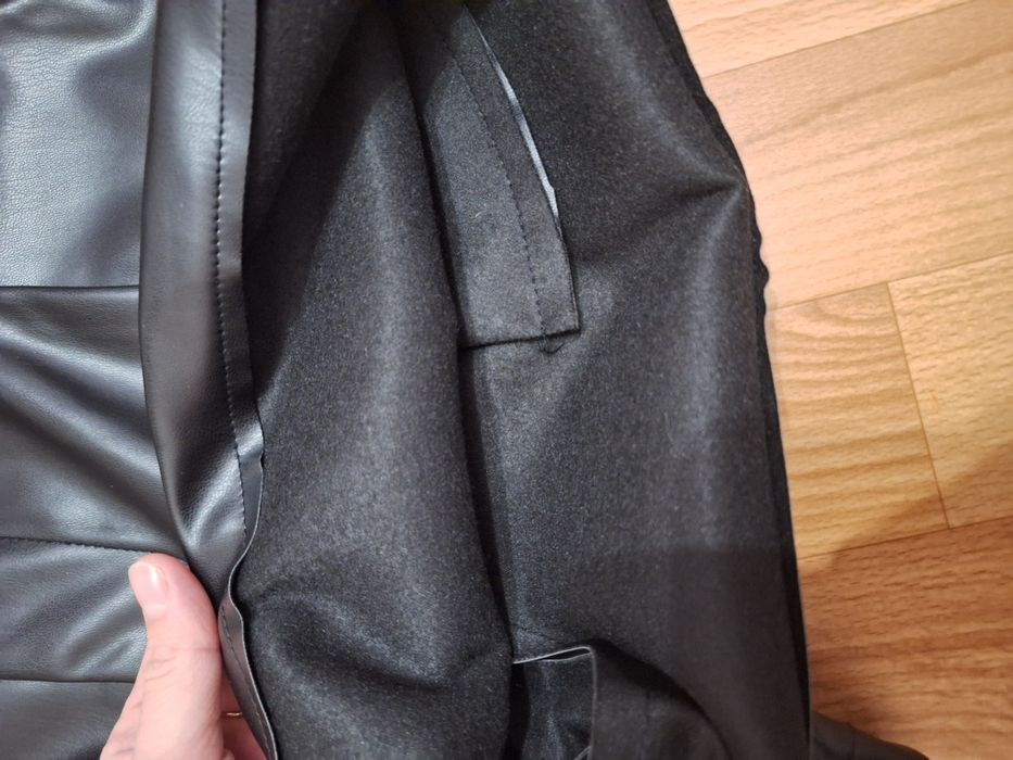 Шорти із екошкіри