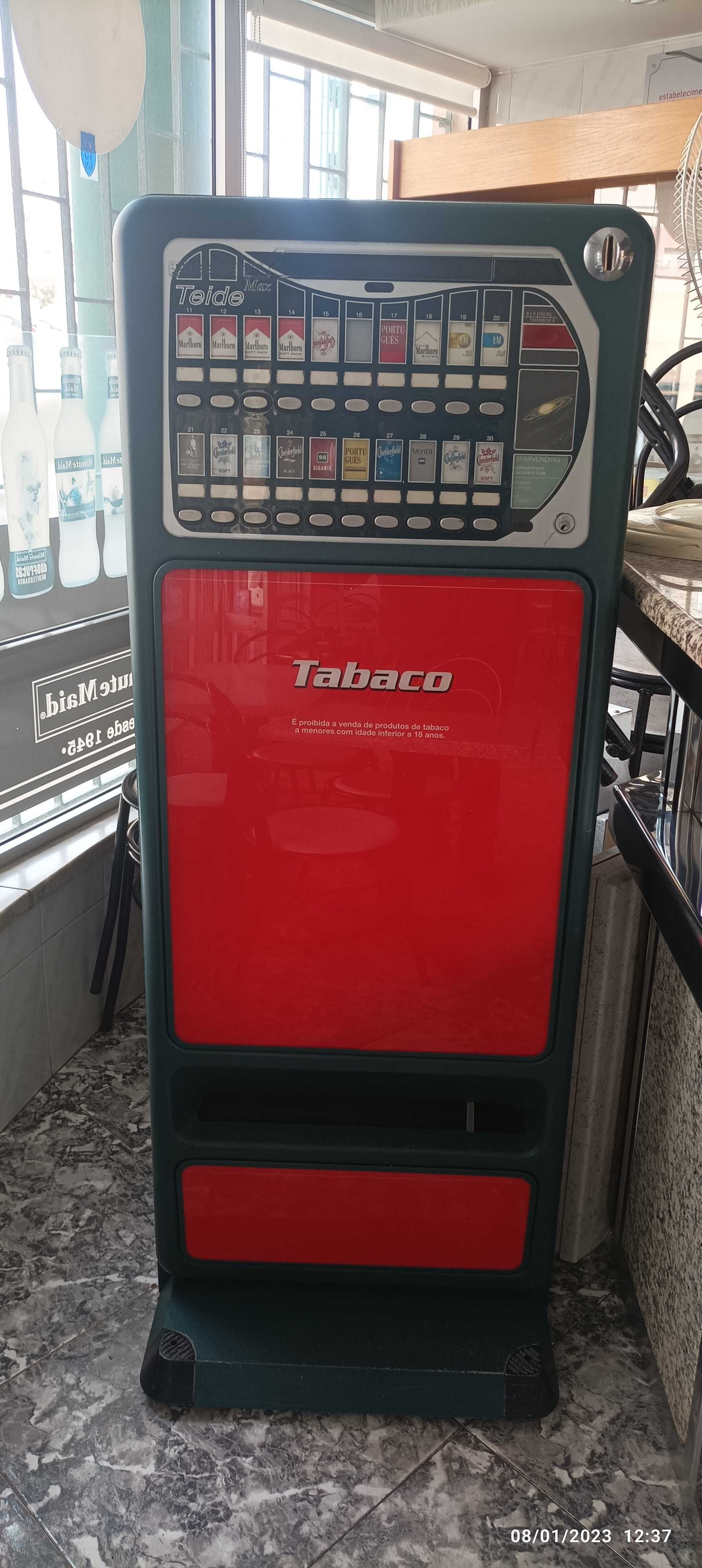 Máquina de venda de tabaco