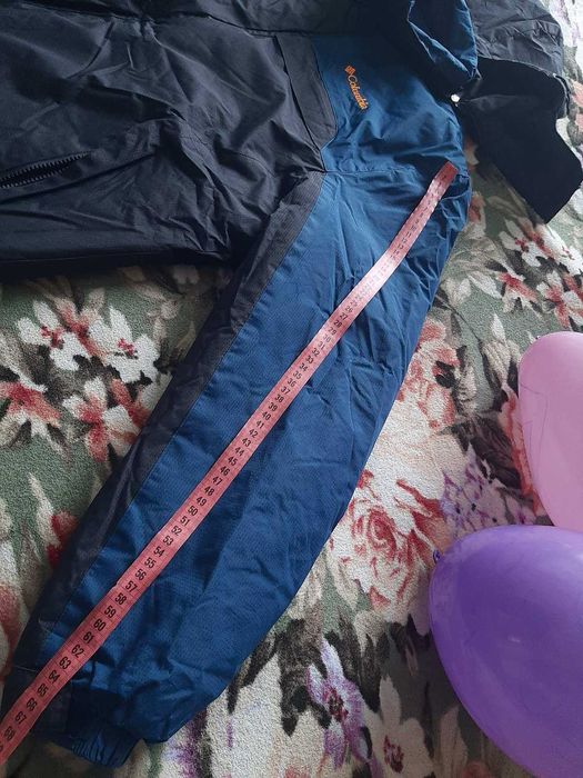 зимова куртка колумбія