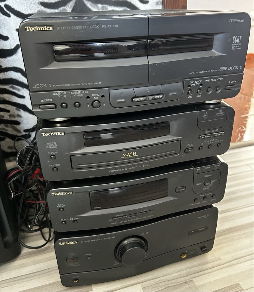 Wieża Technics i dwa głośniki
