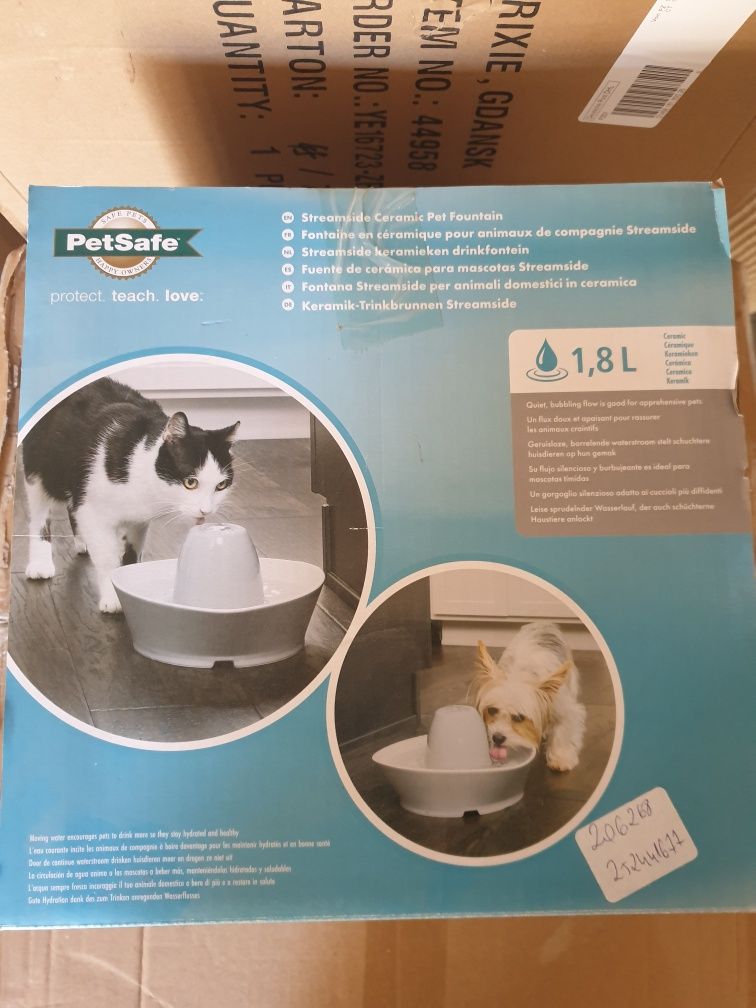 PetSafe® Streamside Ceramiczna fontanna