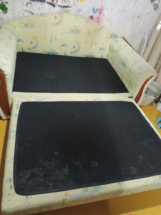 Диван розкладний б/в