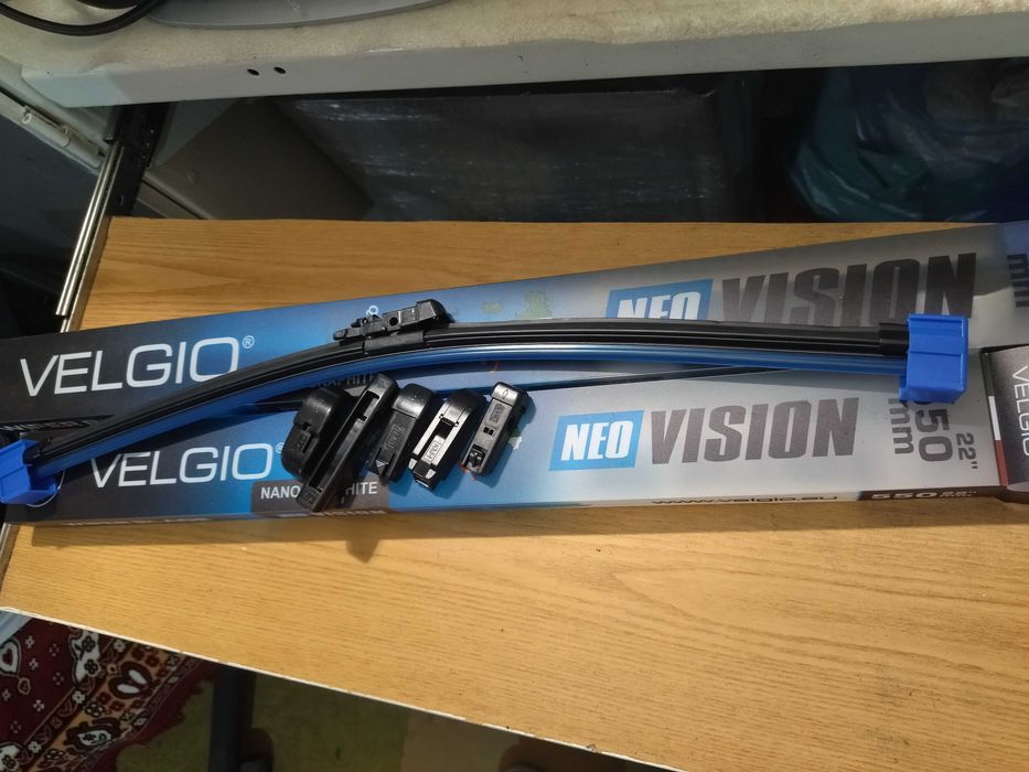 Щітка склоочисника Двірник Безкаркасний Velgio Neo Vision 700мм 550 мм