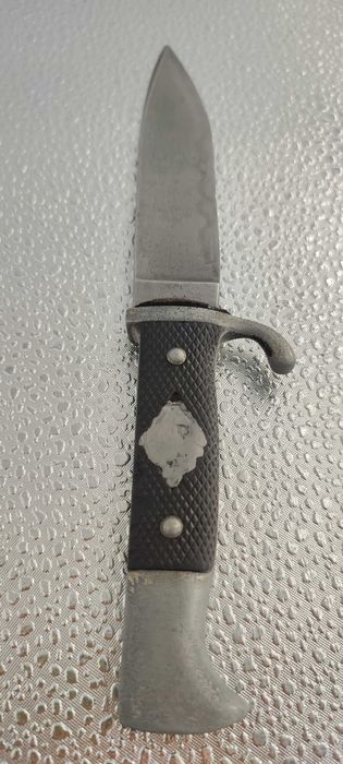 Nóż Hitlerjugend HJ, z okresu III Rzeszy, sygnowany RZM M7/13