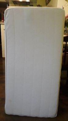 Materac Ikea Vyssa 120x60 do łóżeczka dziecięcego