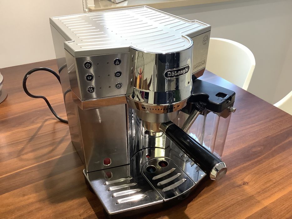 Ekspres DeLonghi EC 850.M Ekspres ciśnieniowy