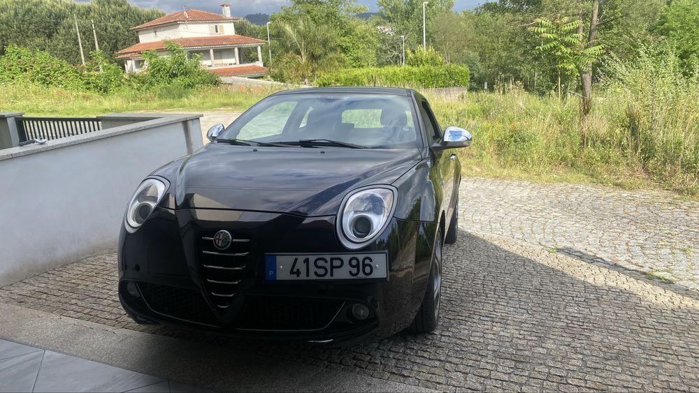 Alfa romeu mito 1.3 (2013)  vendo ou troco por jeep grand cherokee 3.1
