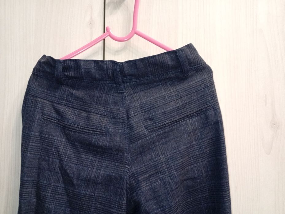 Spódnie chłopięce eleganckie rozmiar 140