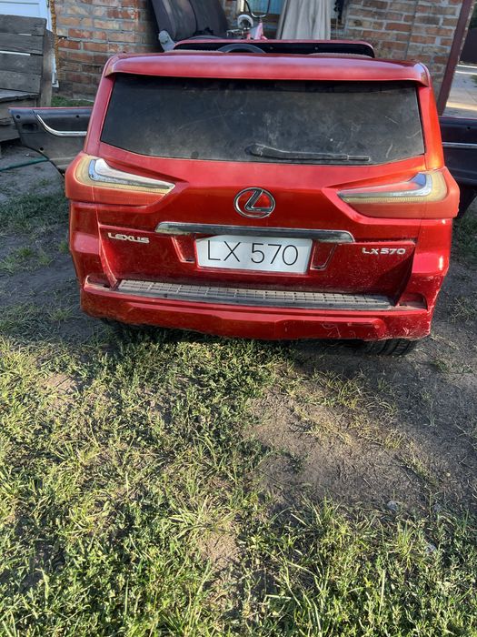 Продам дитячій електромобіль