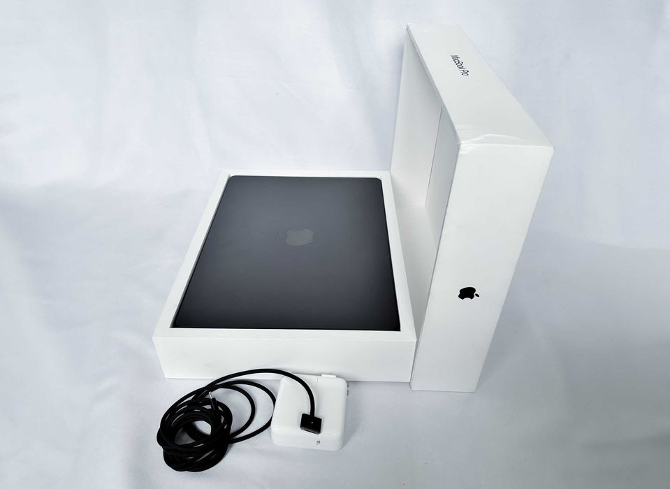 Apple MacBook Pro 2024 14'' M3Pro 18/1024