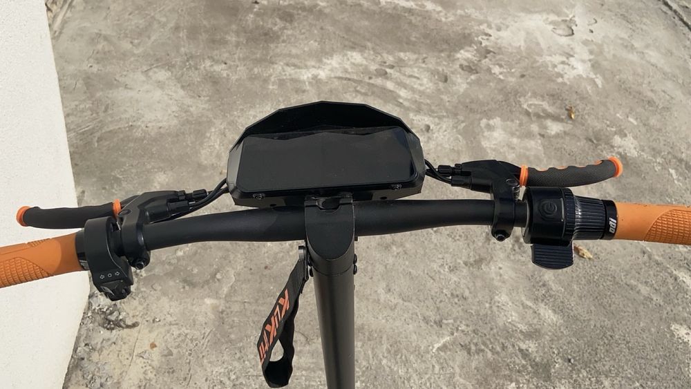 Електросамокат KuKirin G2