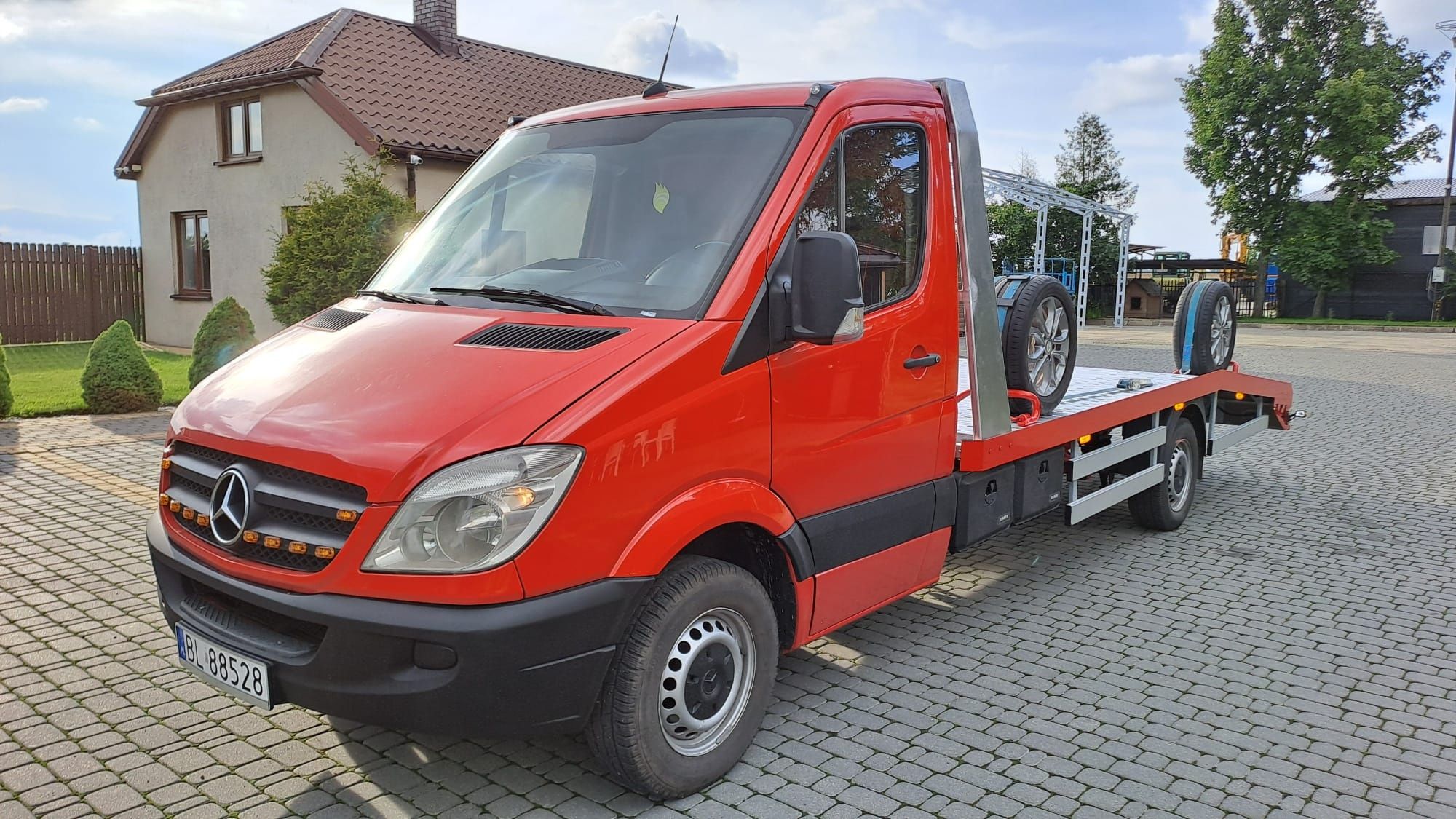 Mercedes sprinter autolaweta laweta pomoc drogowa zamiana