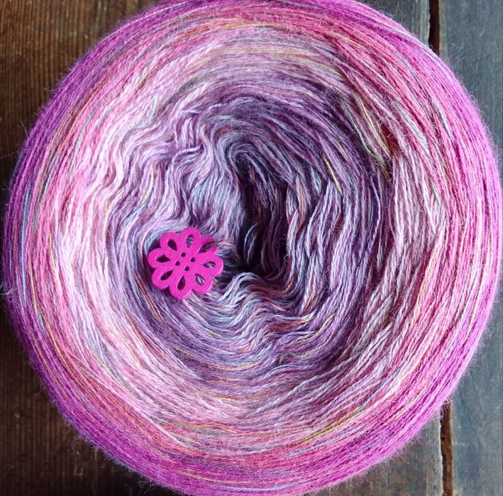 Chusta wykonana na szydełku