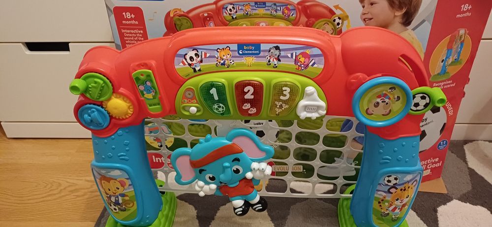 Baliza interativa clementoni