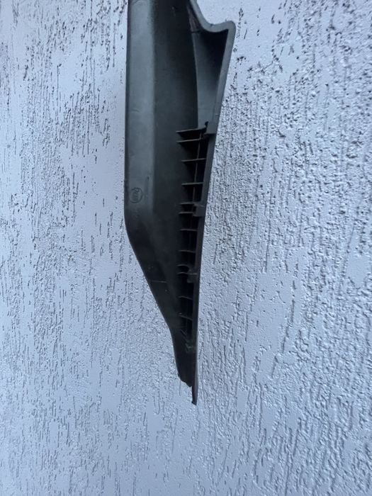 Накладка на лобове скло Nissan leaf