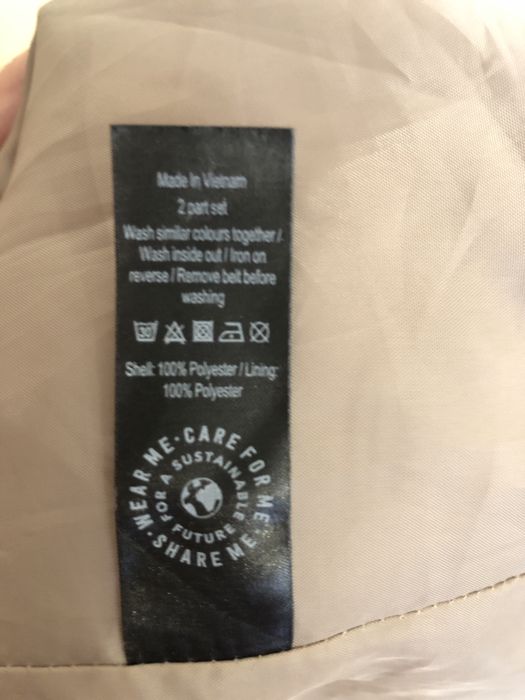 Жіноче пальто демісезонне