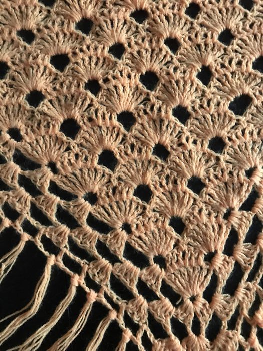 Nowa chusta na szydełku