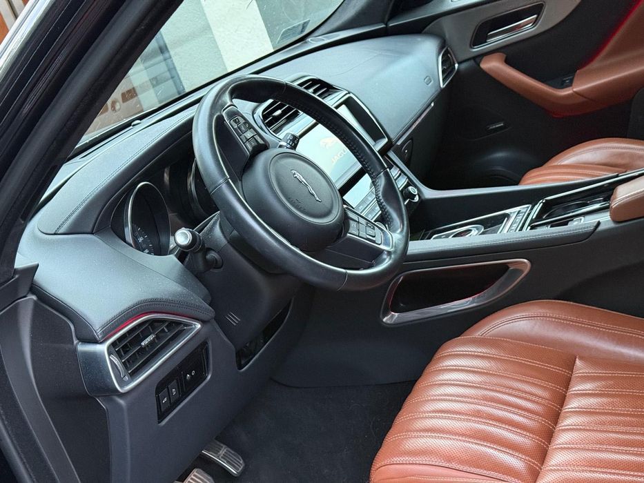 Jaguar F Pace 2019 2.0 D AWD