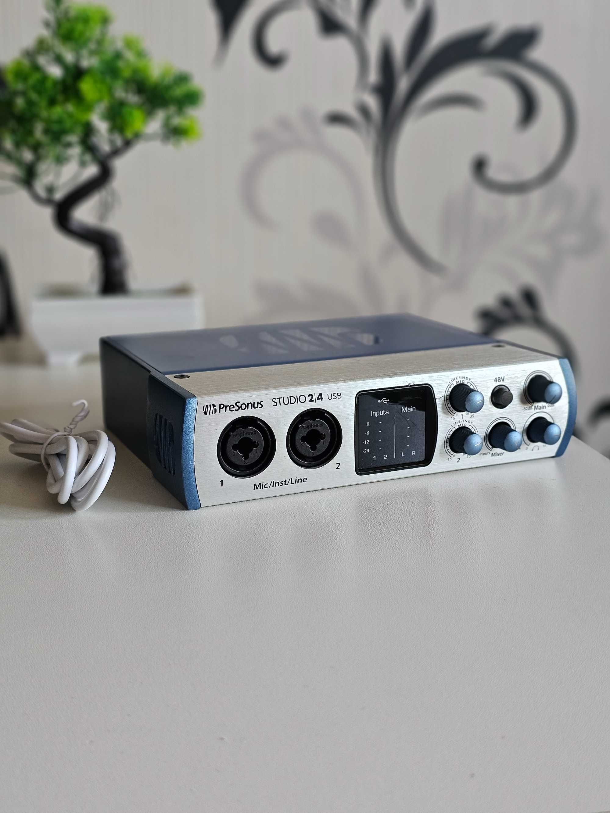 Аудіоінтерфейс / Звукова карта PreSonus studio 24c