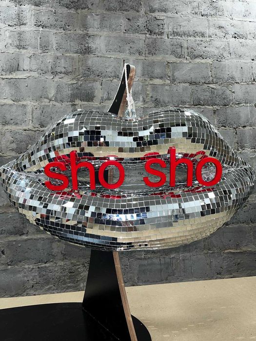 Декорации и 3D-элементы, логотипы, объёмные буквы, декор из пенопласта