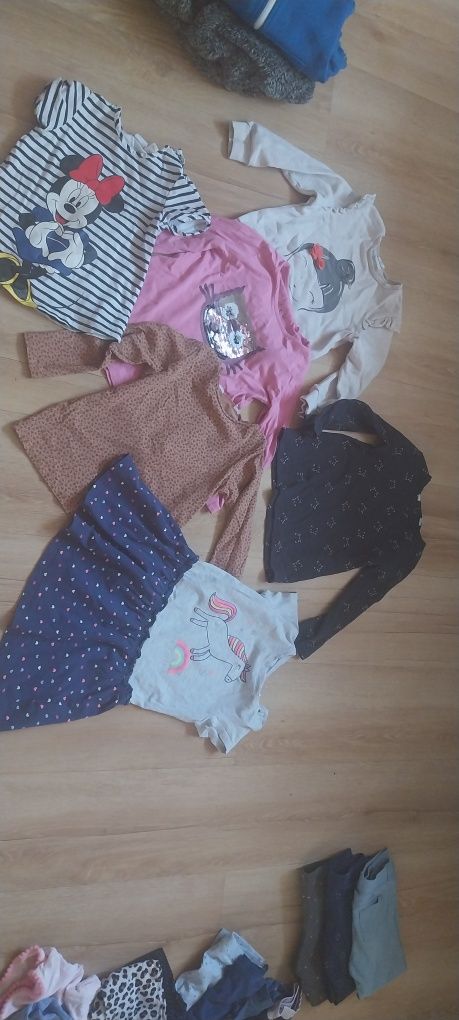 Ubranka za grosze od 98do 110 dla dziewczynki okazja