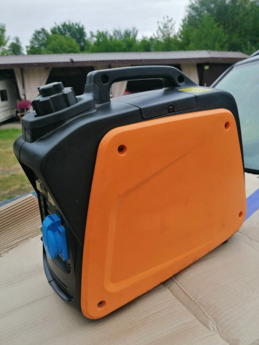 Generator inwentorowy 800 W