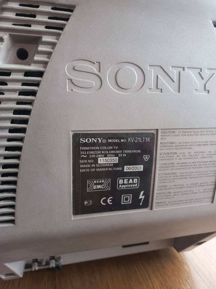 Телевізор Sony KV-214T1K з вбудованою антеною