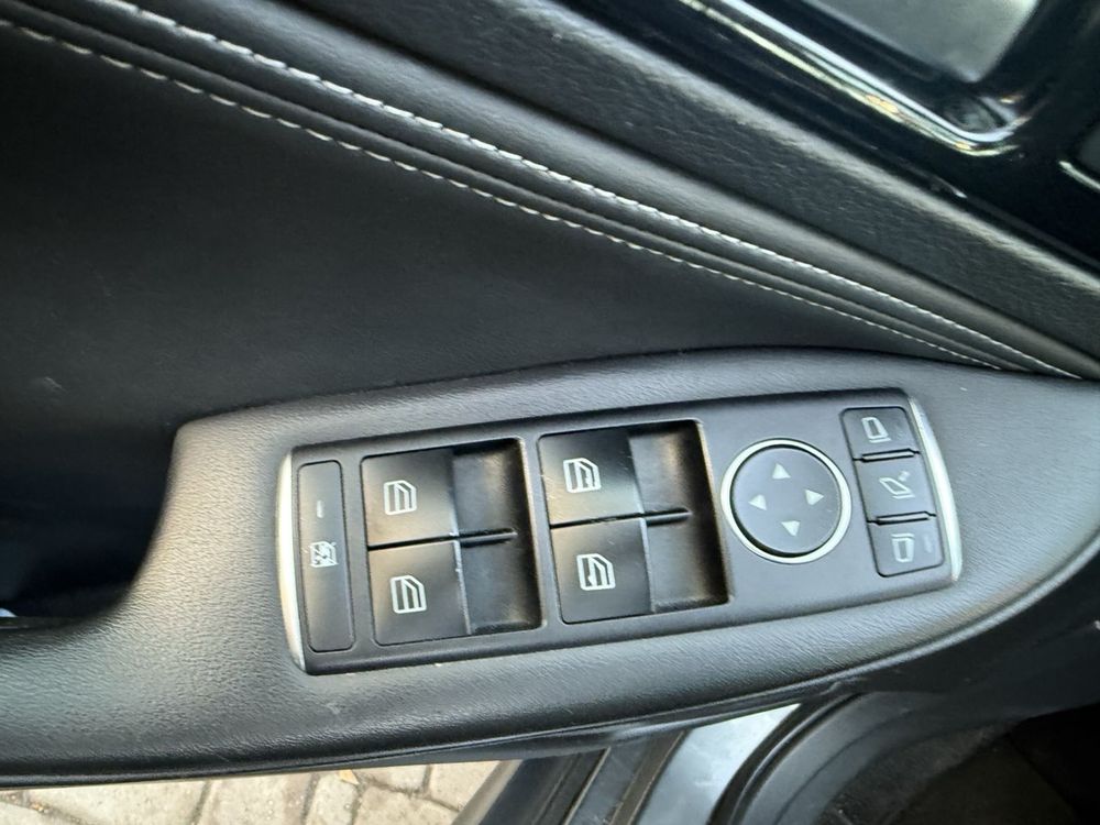 Infiniti QX30 панорама , безключевой,bose, startstop