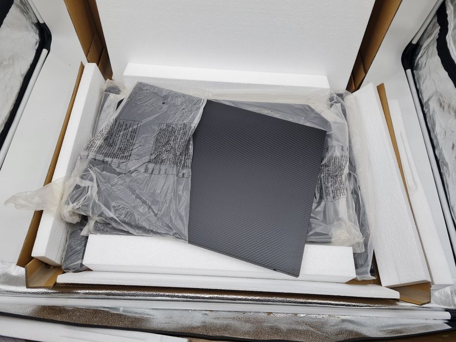 Biurko gamingowe komputerowe 120 x 60 cm blat jak włókno węglowe