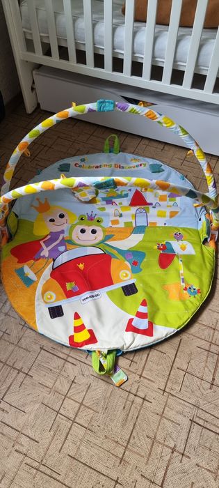 Детский развивающий коврик
