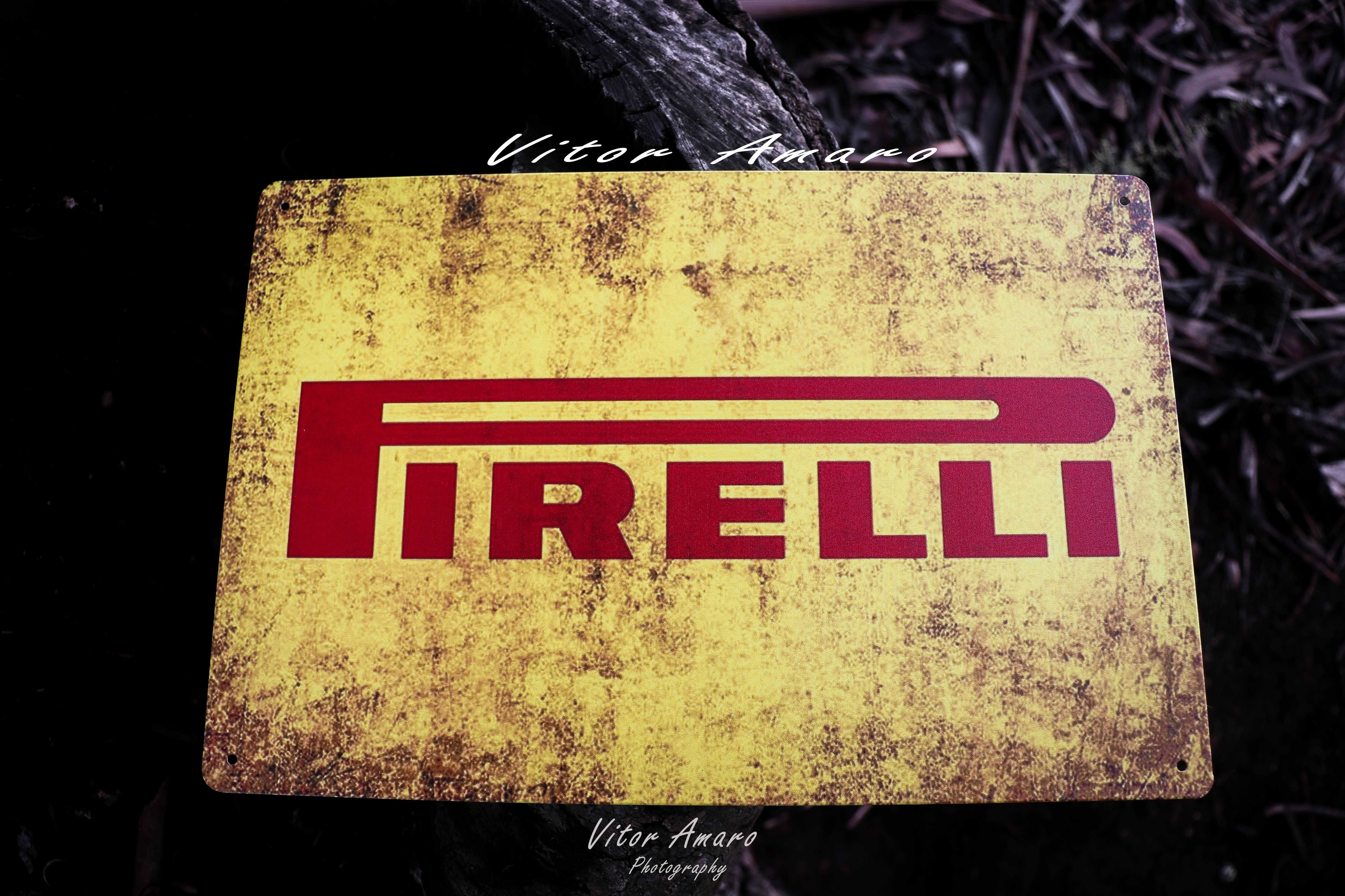 Placa/Chapa de Metal Vintage/Retro Pirelli | NOVA