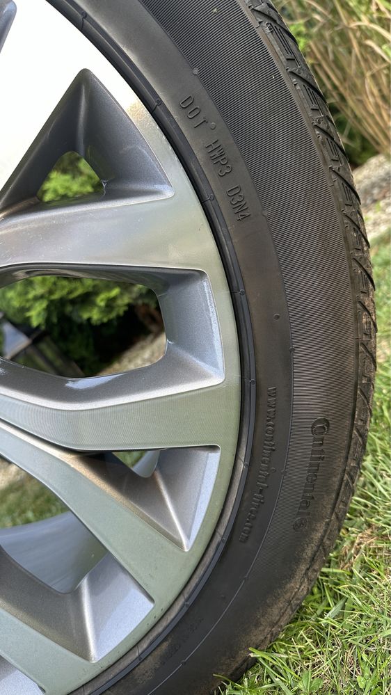 Koła Range Rover Opony Continental Cross Contact LX Sport 275/45R21