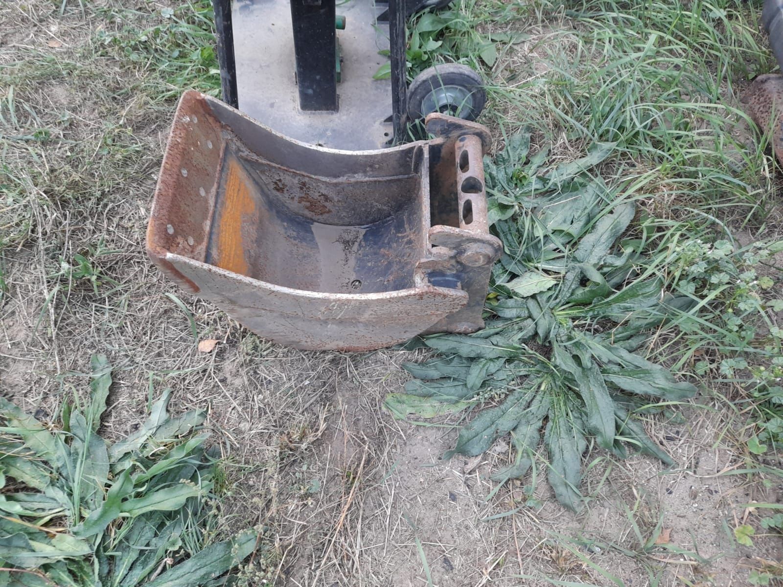 Łyżka do mini koparki yanmar kamaytsu  30 cm