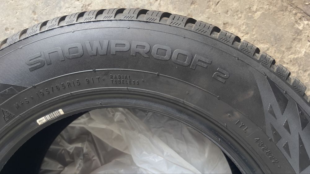 nokian snowproof 2 195 65 15