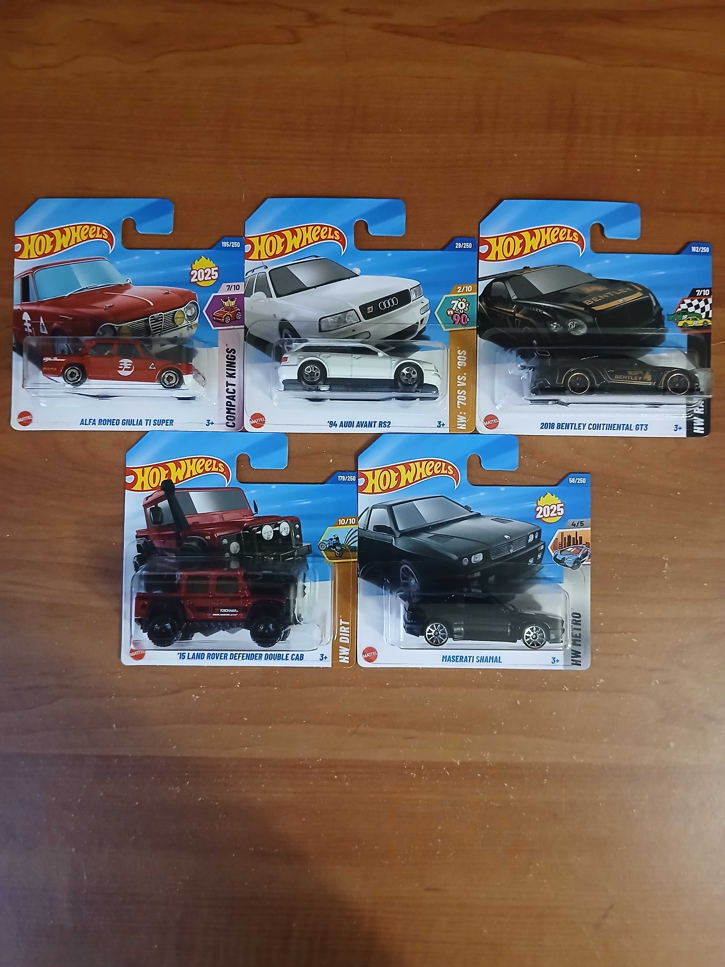 Wood Cat Garage - Miniaturas HotWheels