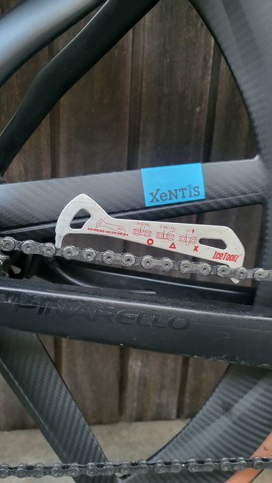 Pinarello Digma F12 rodas Xentis