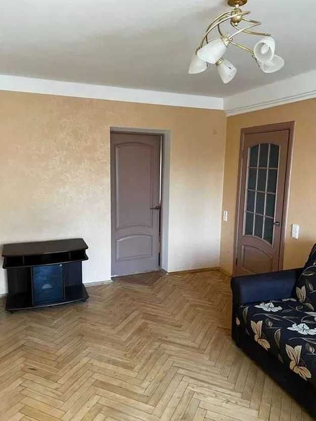 Здам в оренду 2к квартиру на вул. Ольжича