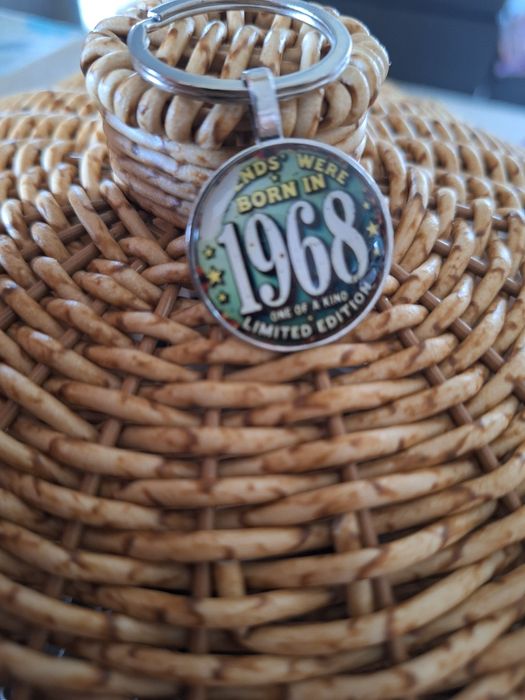 Brelok do kluczy vintage 1968 prezent urodziny mikołajki