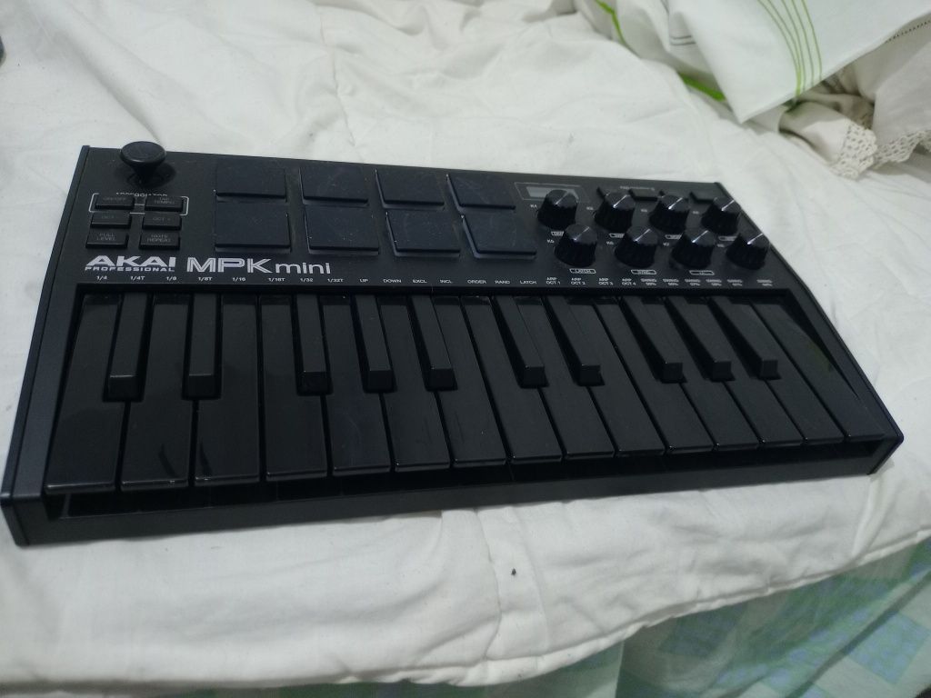 MPK MINI teclado de estúdio