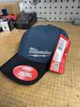 Czapka z daszkiem Milwaukee