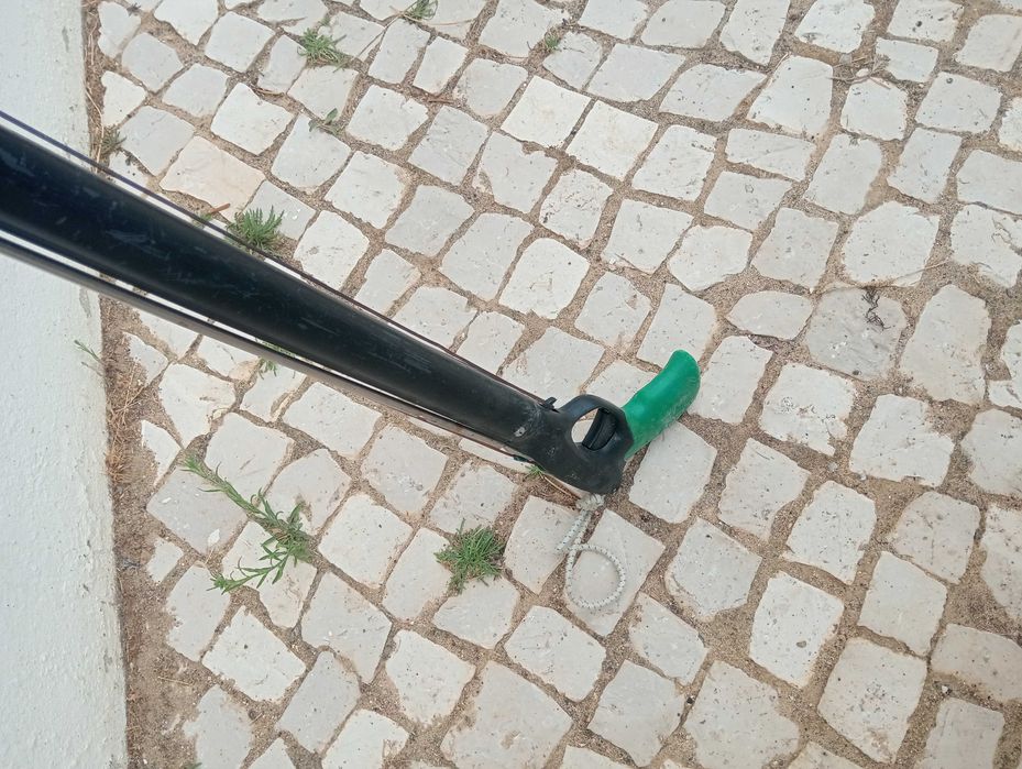 Arma caça submarina