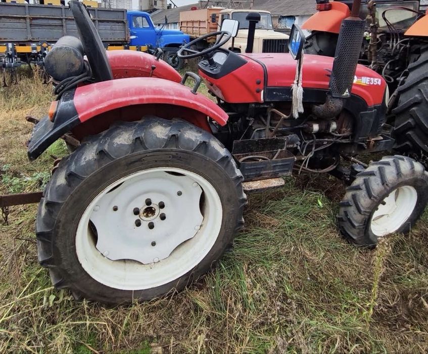 Трактор YTO ME354, мінітрактор 35 к.с. тільки транспортні роботи, 2010