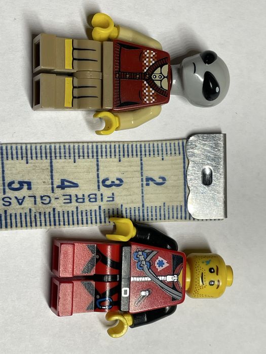 Lego минифигурки Лего Инопланетянен и Альпинист